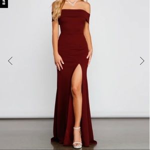NWT Windsor Formal Off The Shoulder Dress